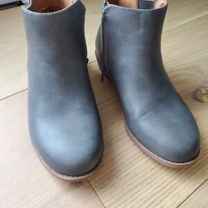 Gray Girls Ankle Boots